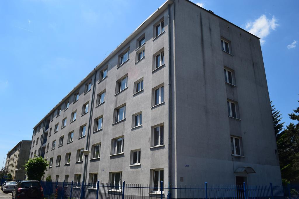 Hostel Dom Studencki Atol Krakau Exterior foto